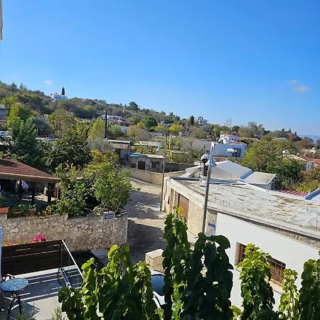 וילה Anthitsa *